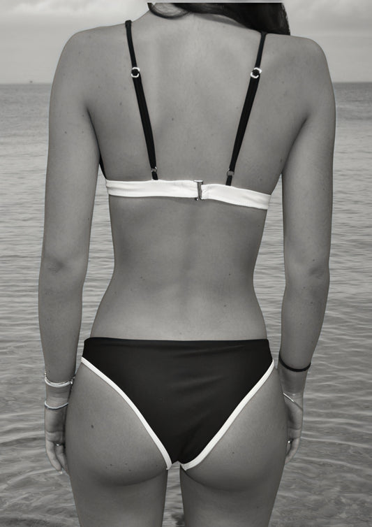 Bas à liseré – Noir et Blanc